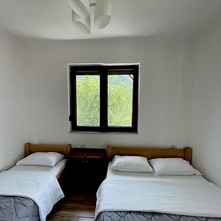 Lazer Cardaku Guesthouse Valbone Exterior photo