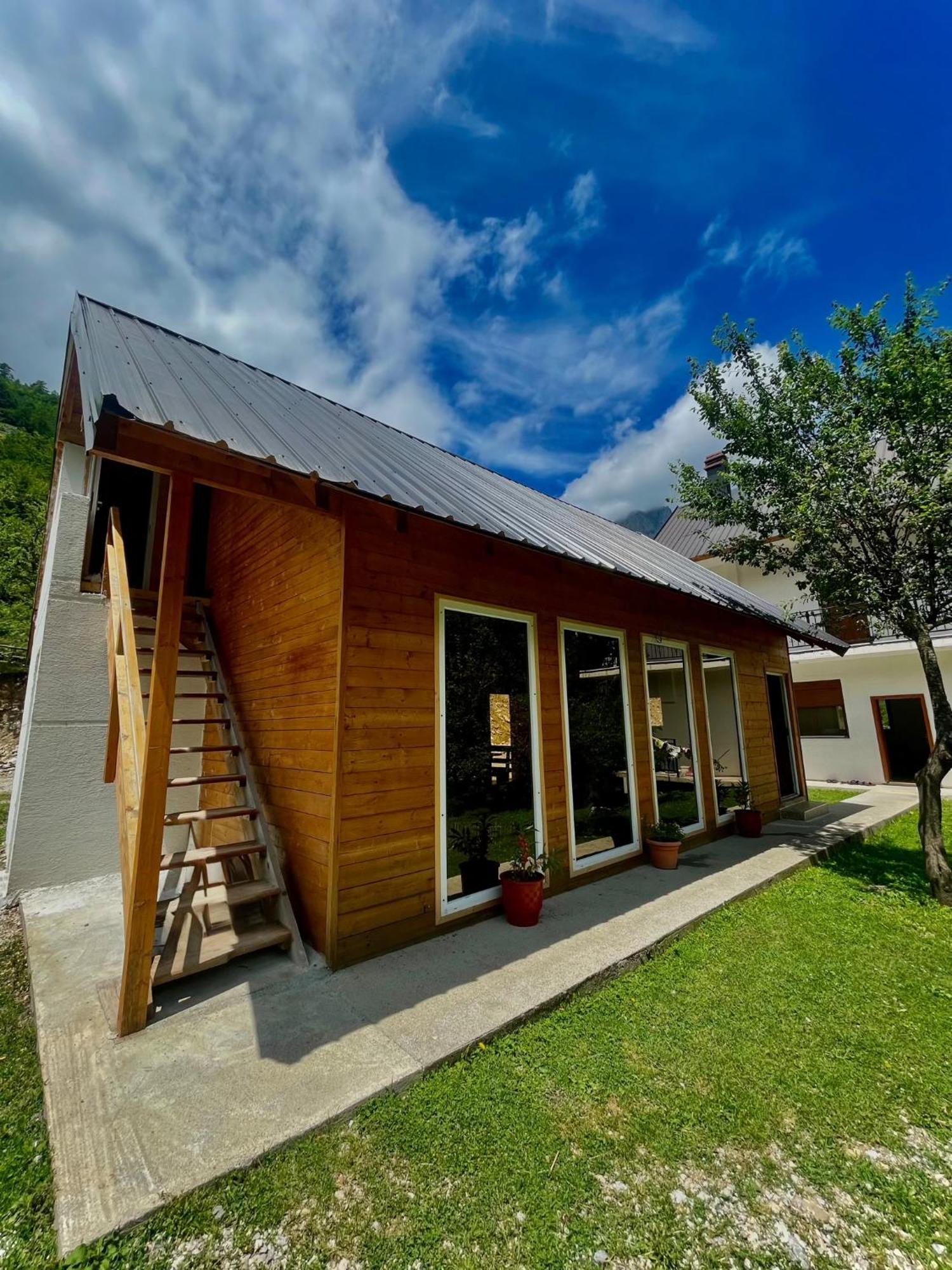 Lazer Cardaku Guesthouse Valbone Exterior photo