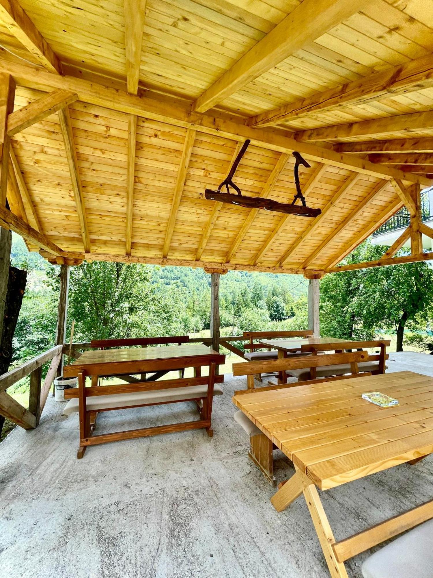 Lazer Cardaku Guesthouse Valbone Exterior photo