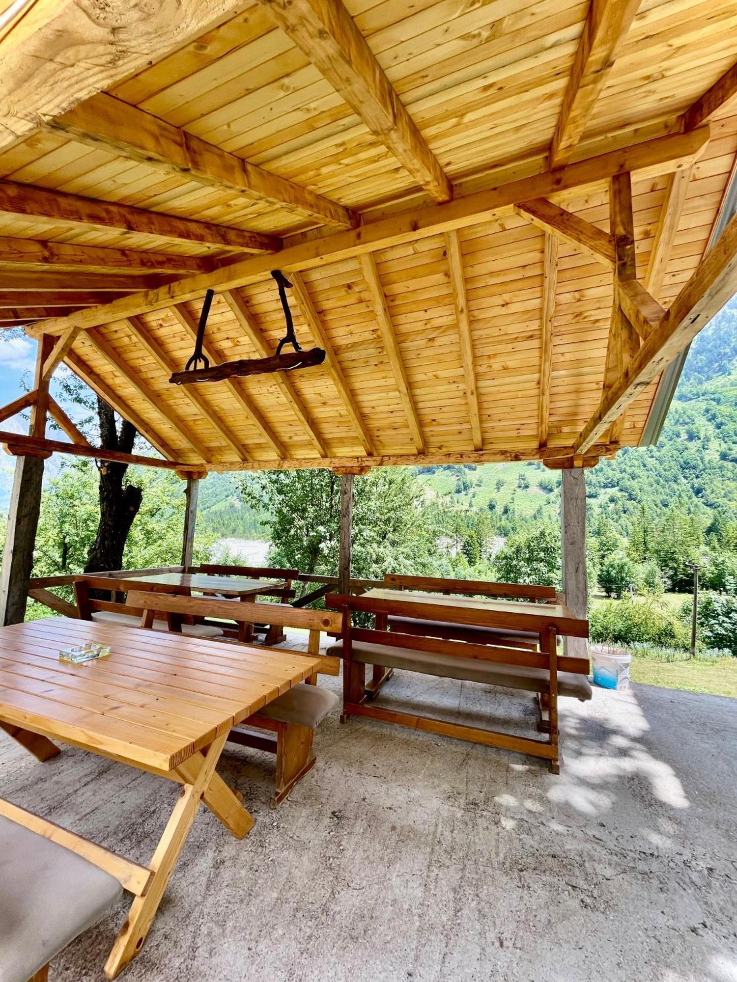 Lazer Cardaku Guesthouse Valbone Exterior photo